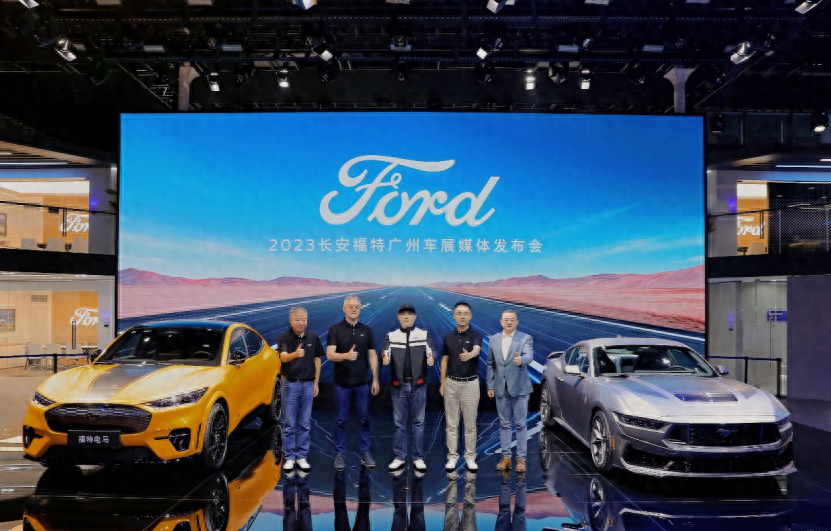 2024新澳门正版免费资本车,关于所谓的2024新澳门正版免费资本车的真相探讨——警惕网络赌博与非法赌博活动的危害